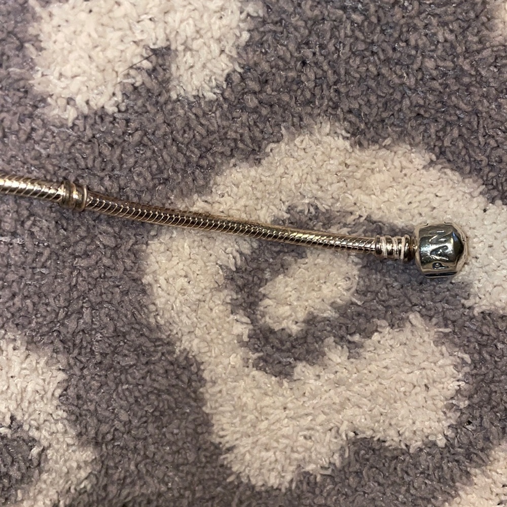 Pandora sterling silver 7 in classic bracelet - Picture 7 of 9